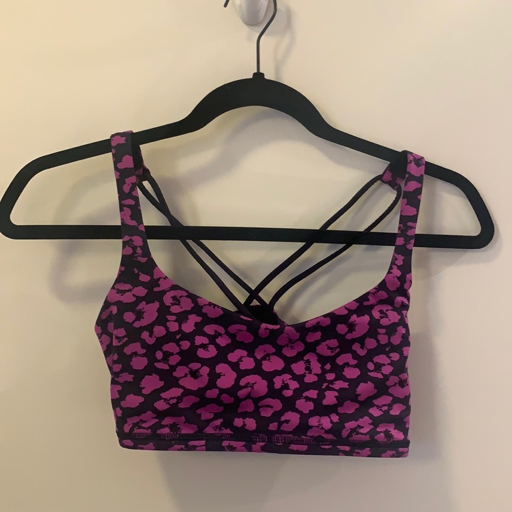 Lululemon sports bra